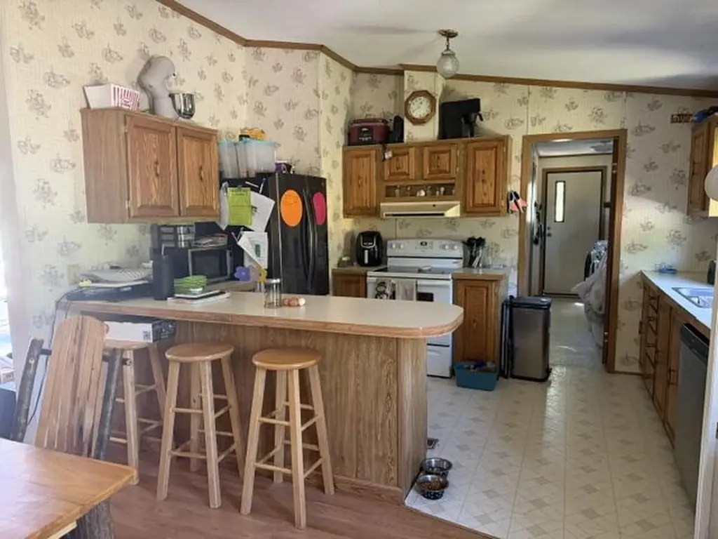 2906 S 33 Road Selma Township MI 49601