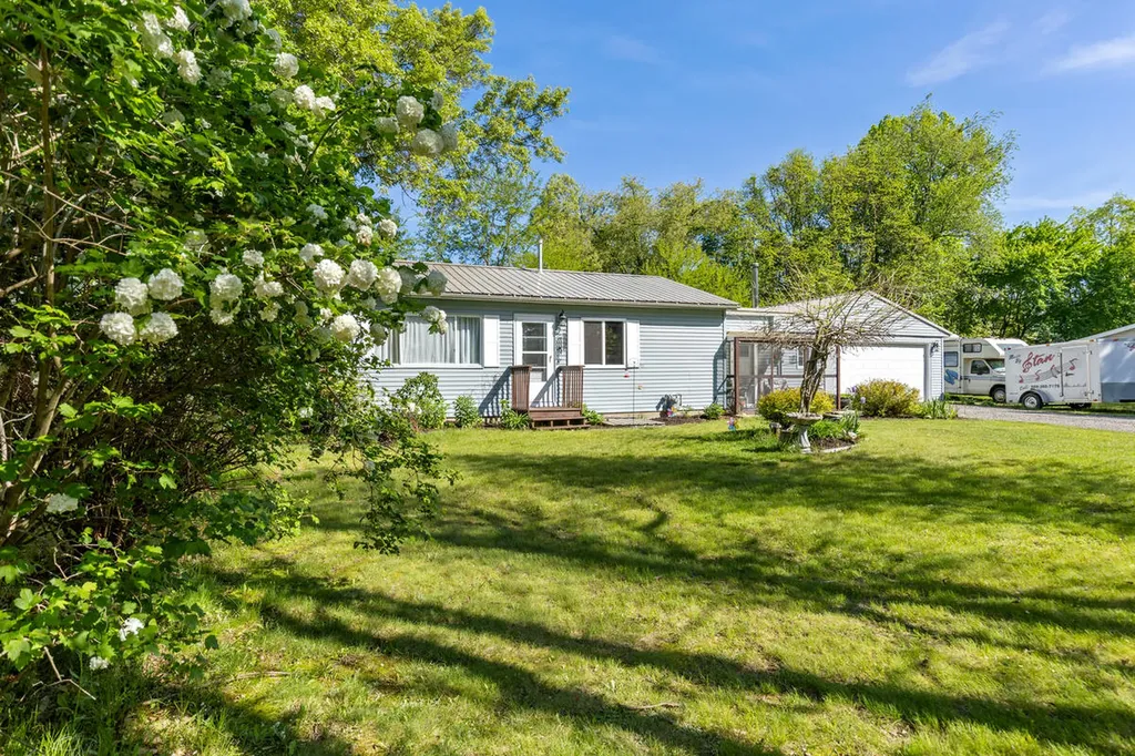 17270 Apache Trail Winfield Township MI 49329