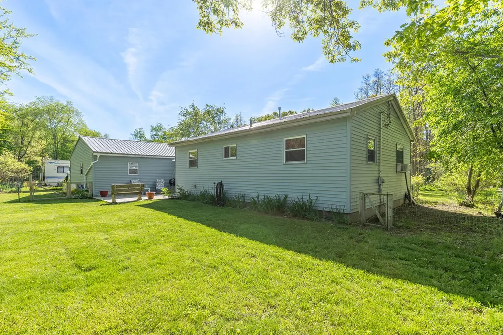 17270 Apache Trail Winfield Township MI 49329