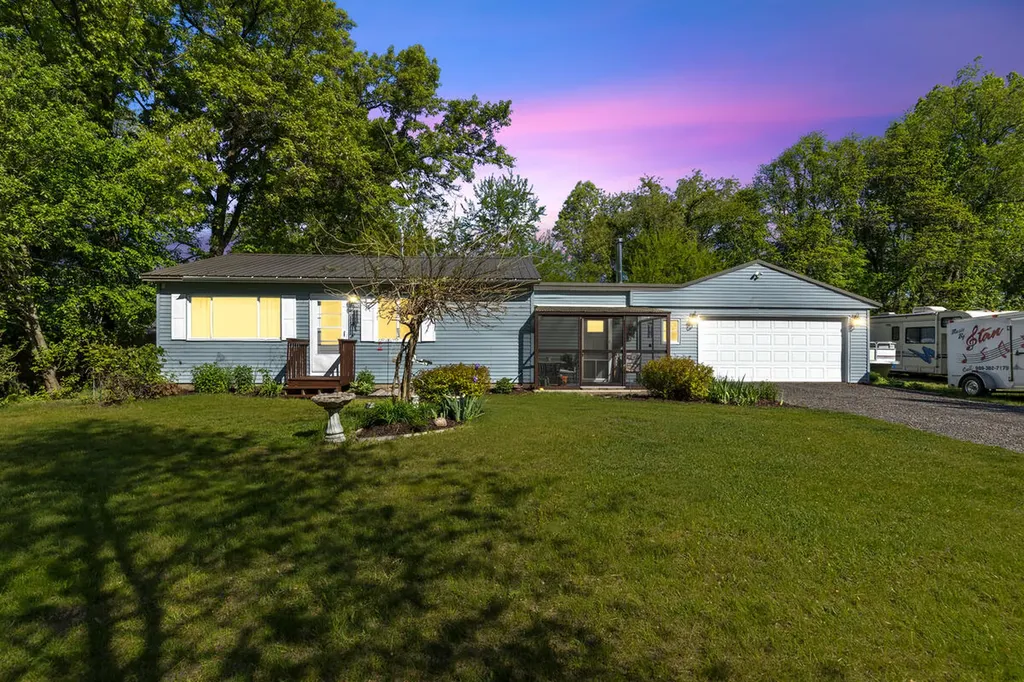 17270 Apache Trail Winfield Township MI 49329