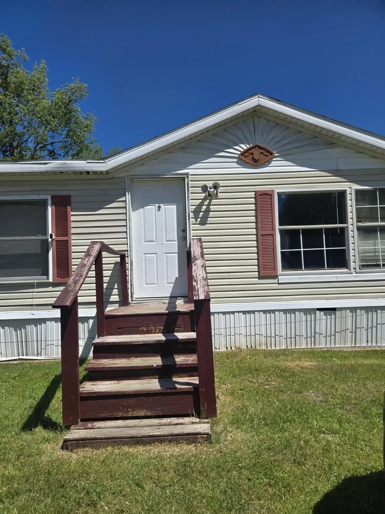 3384 E 56th Street Yates Township MI 49623