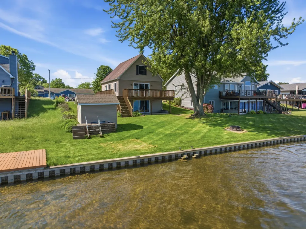 17300 Warrior Drive Winfield Township MI 49329
