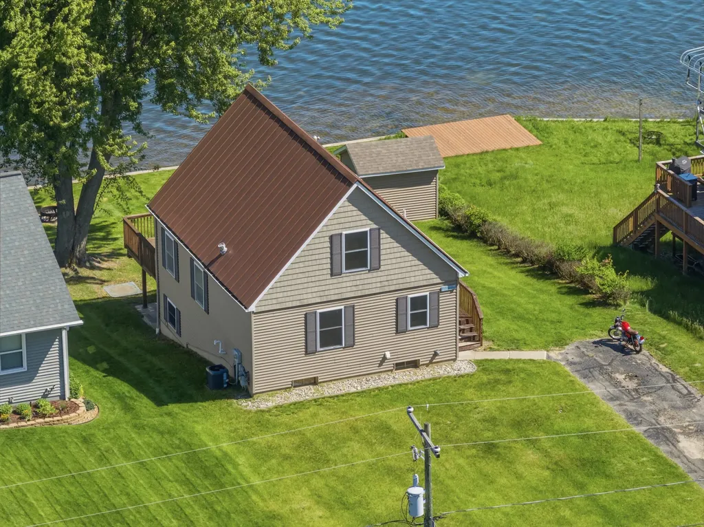 17300 Warrior Drive Winfield Township MI 49329