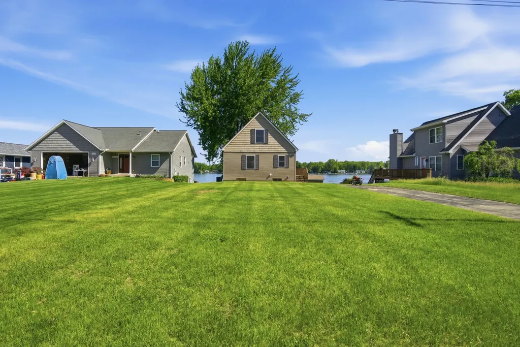 17300 Warrior Drive Winfield Township MI 49329