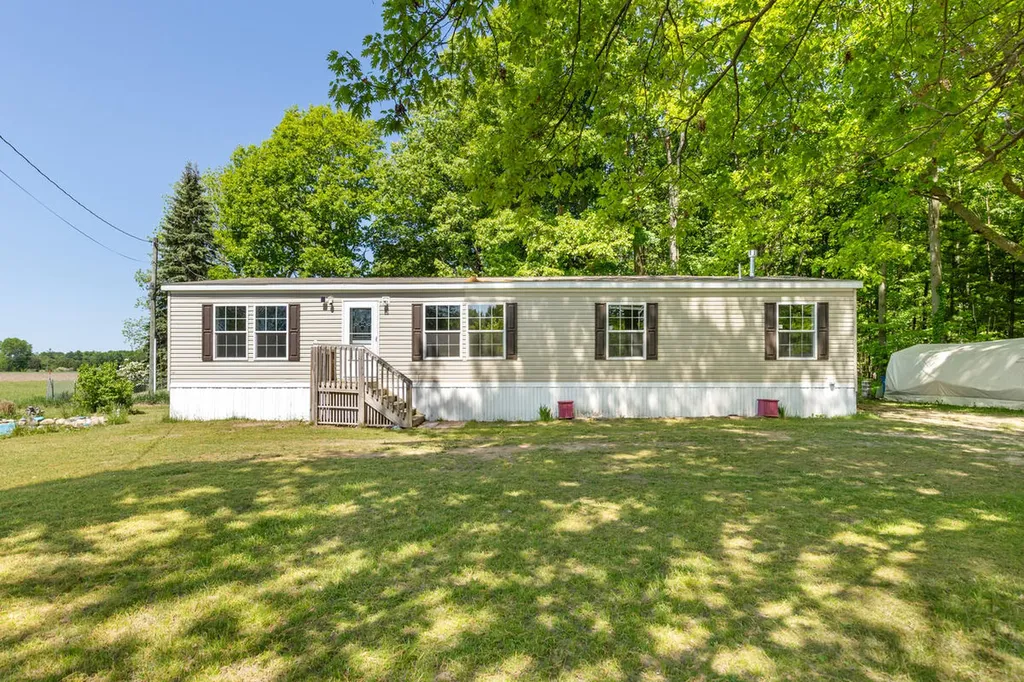 2757 127th Avenue Deerfield Township MI 49336