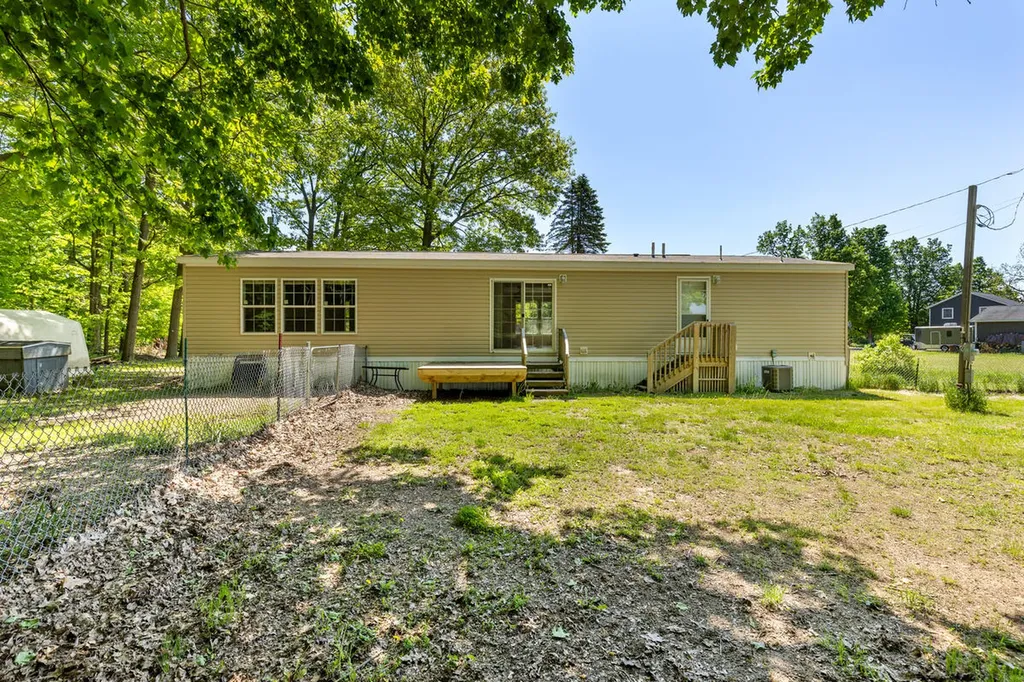 2757 127th Avenue Deerfield Township MI 49336