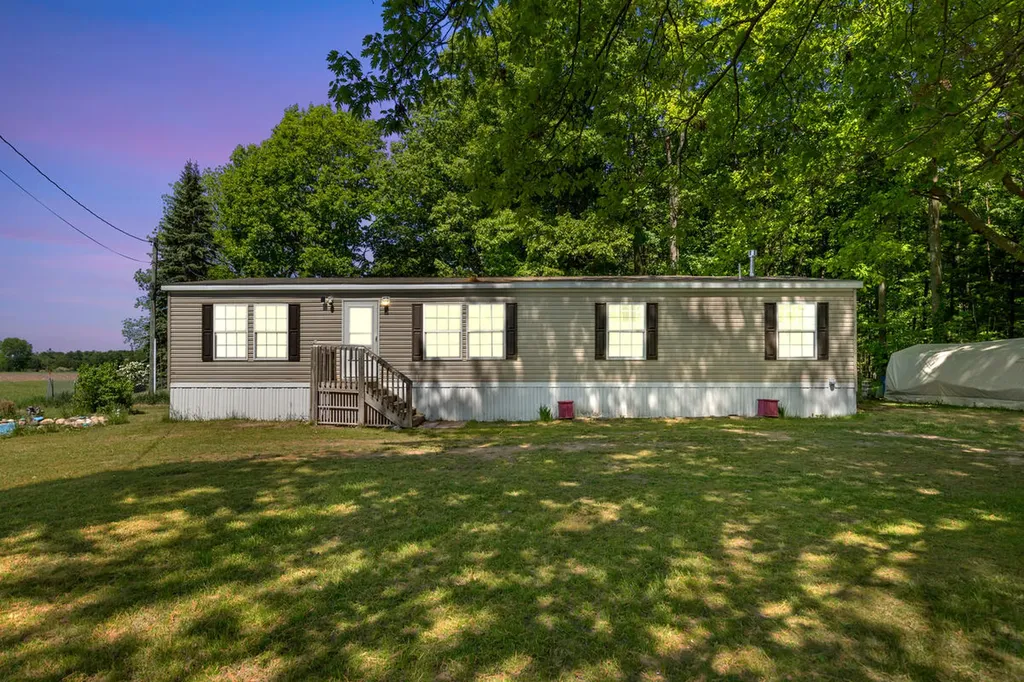 2757 127th Avenue Deerfield Township MI 49336