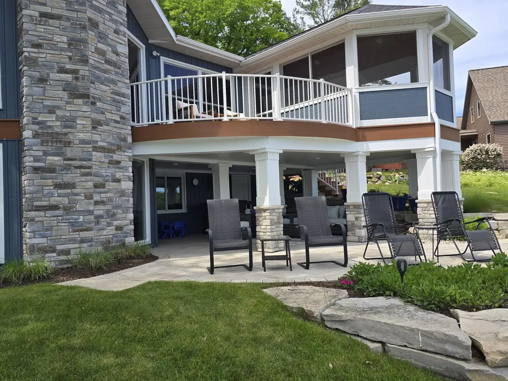 7970 Island Court Morton Township MI 49346