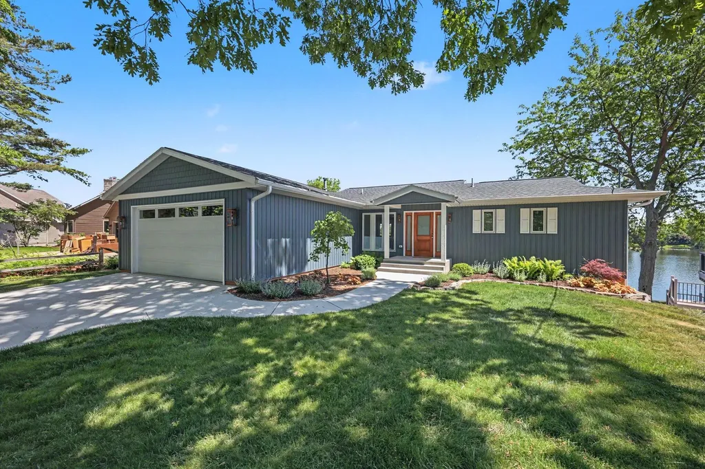7970 Island Court Morton Township MI 49346