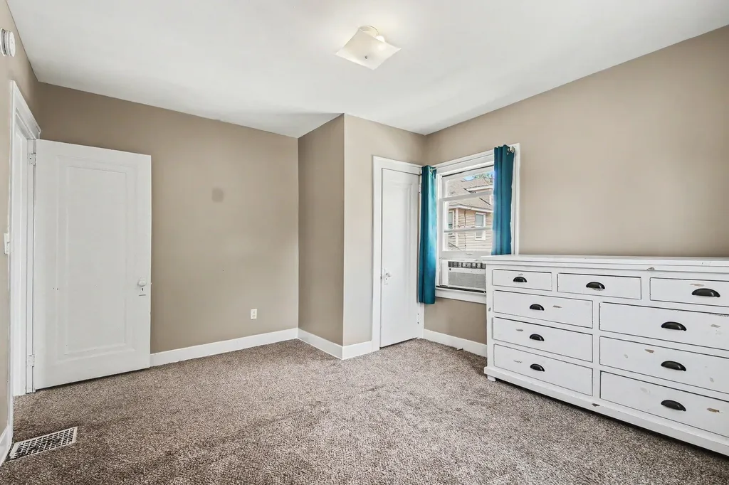 515 Martin Luther King Jr Street SE Grand Rapids City MI 49507