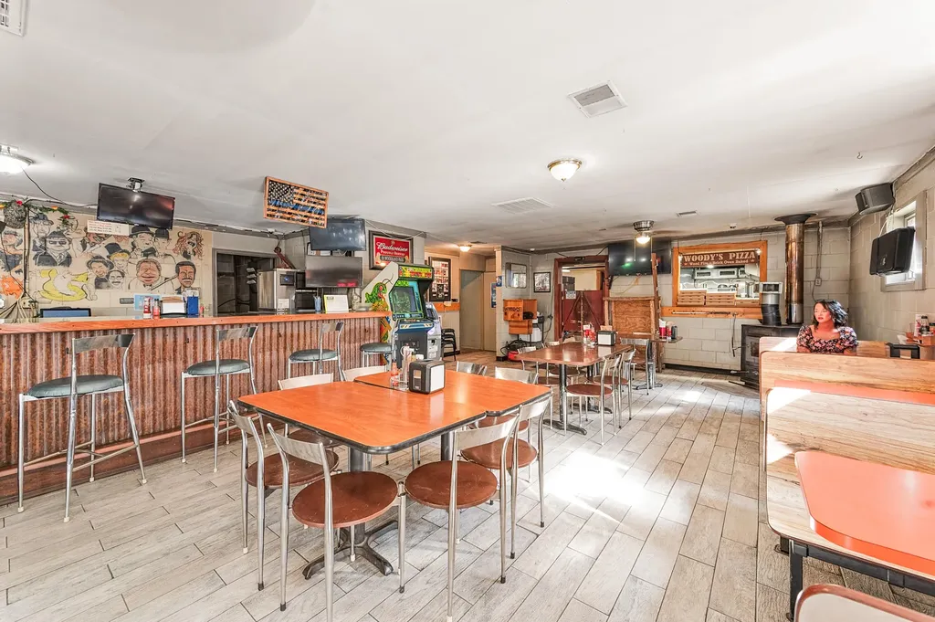 8773 N Golden Rod Boulevard Unknown City MI 49309