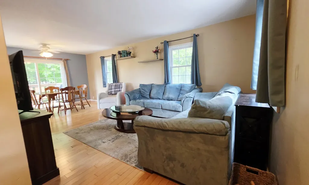 1015 Pequena Drive Unknown City MI 48893