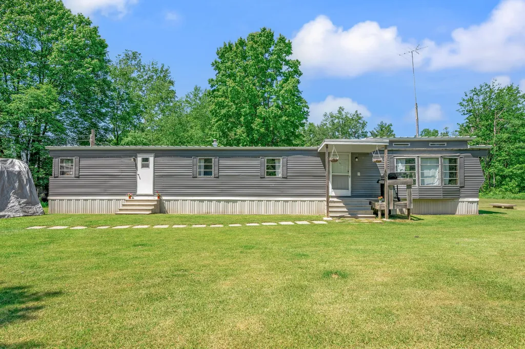 4955 N Thornapple Avenue Monroe Township MI 49349