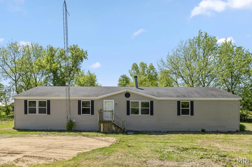 5950 S Grow Road Sidney Township MI 48884