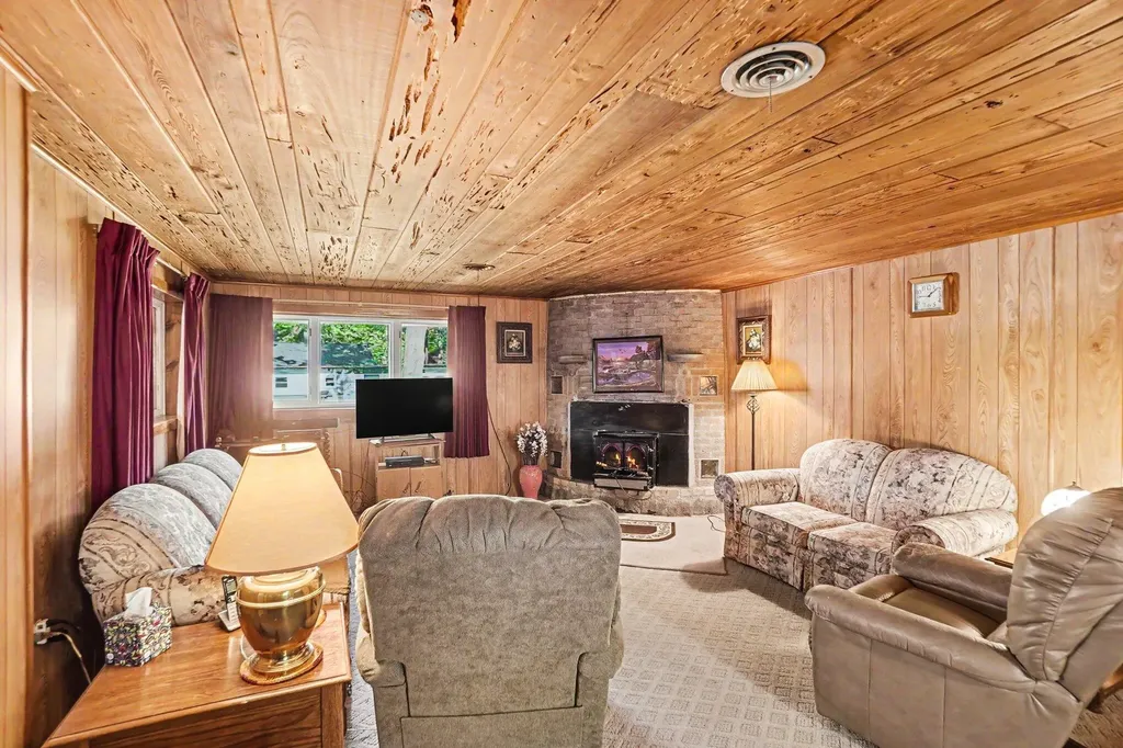 5207 E High Tower Lake Road Newfield Township MI 49421