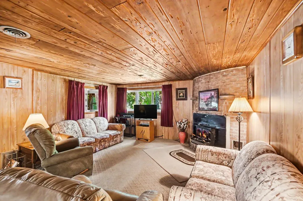 5207 E High Tower Lake Road Newfield Township MI 49421