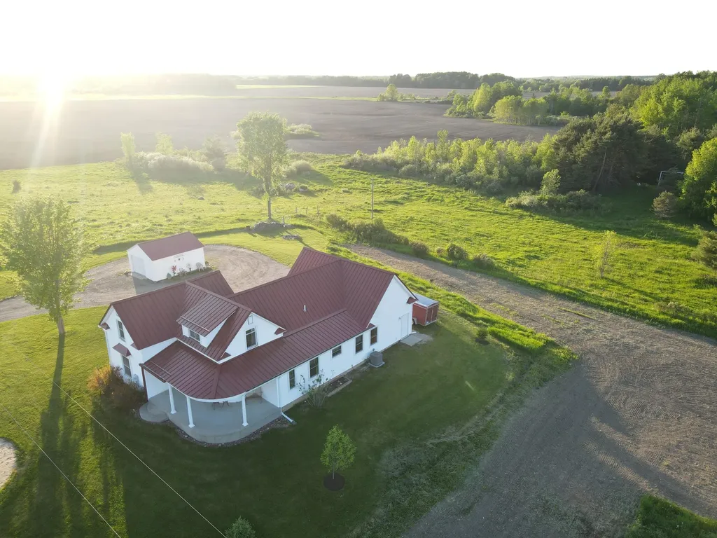 4072 20 Mile Road Marion Township MI 49665