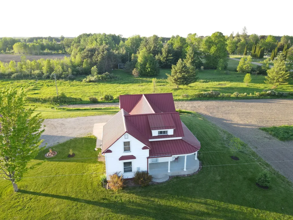 4072 20 Mile Road Marion Township MI 49665