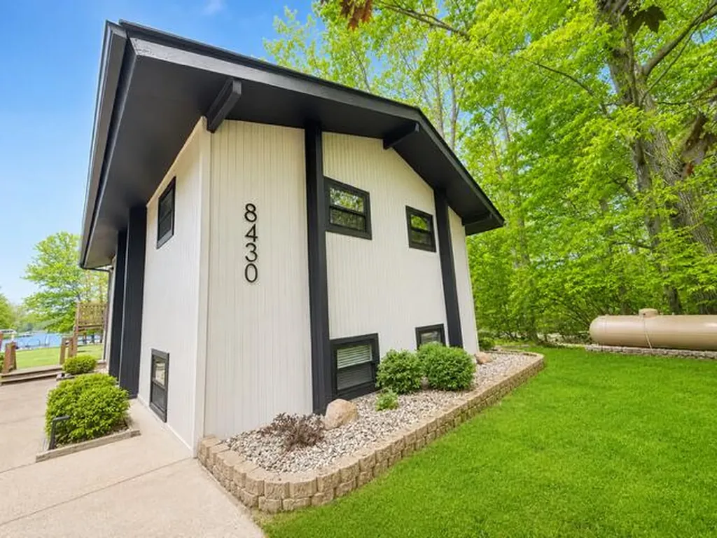 8430 Lynwood Lane Martiny Township MI 49332