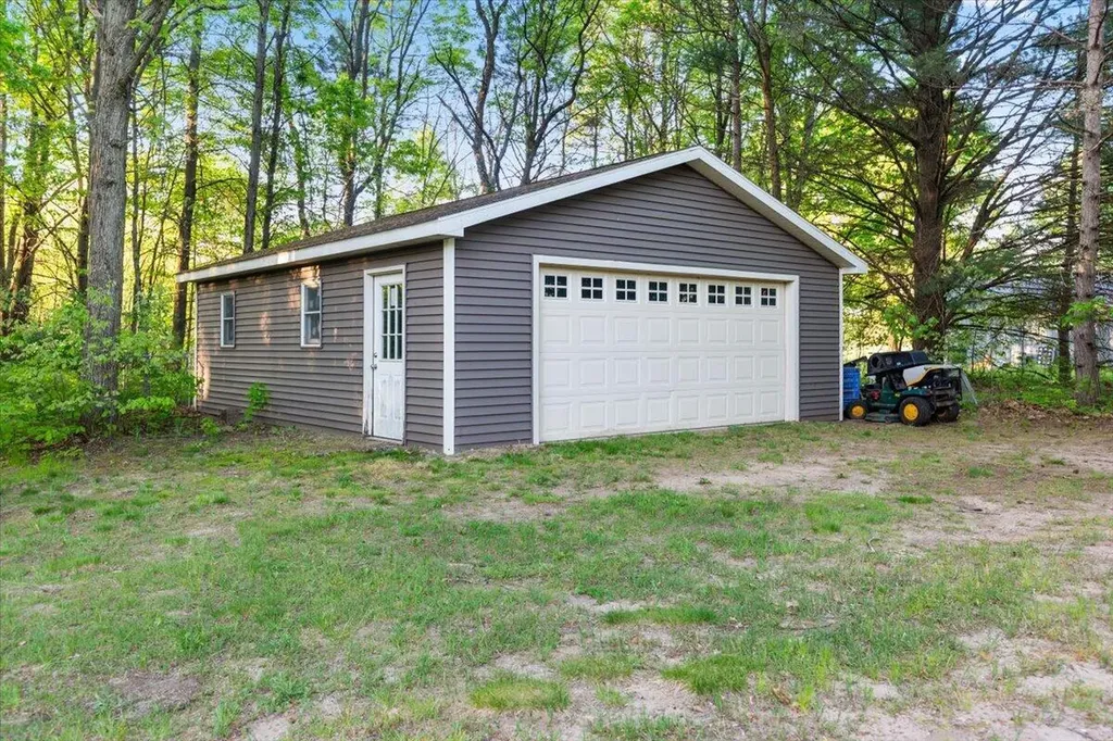 20200 W Lake Montcalm Road Reynolds Township MI 49329