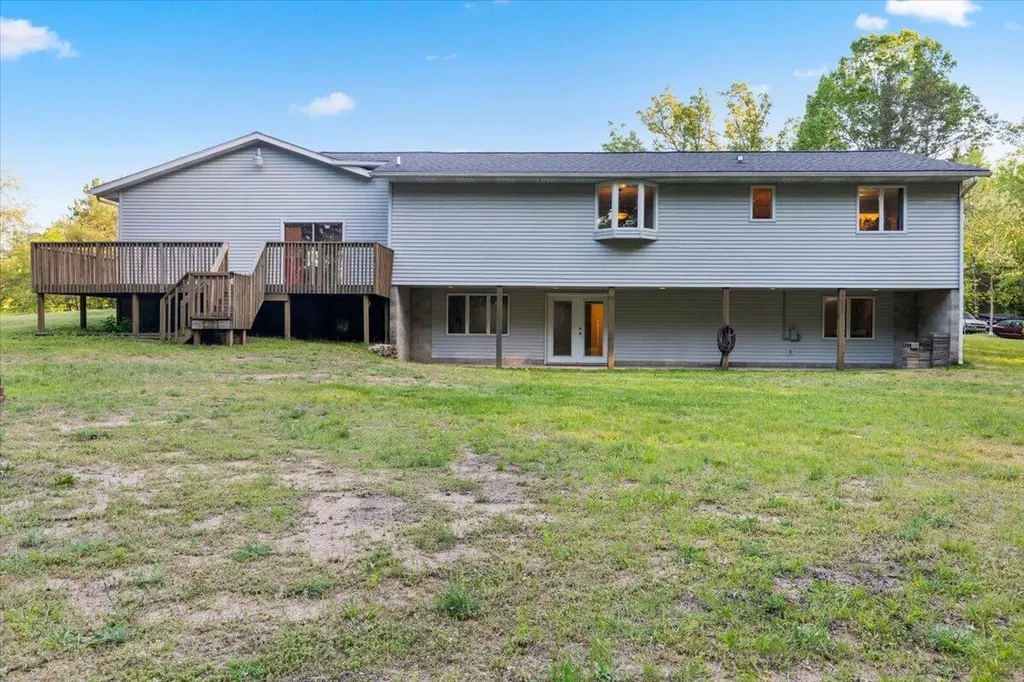 20200 W Lake Montcalm Road Reynolds Township MI 49329