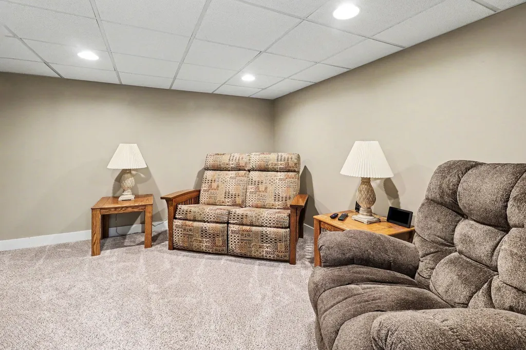 732 Pinckney Court Alpine Township MI 49321