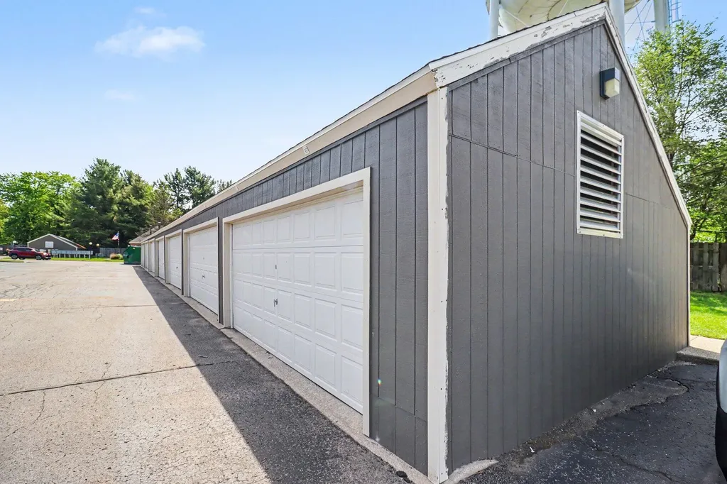 732 Pinckney Court Alpine Township MI 49321