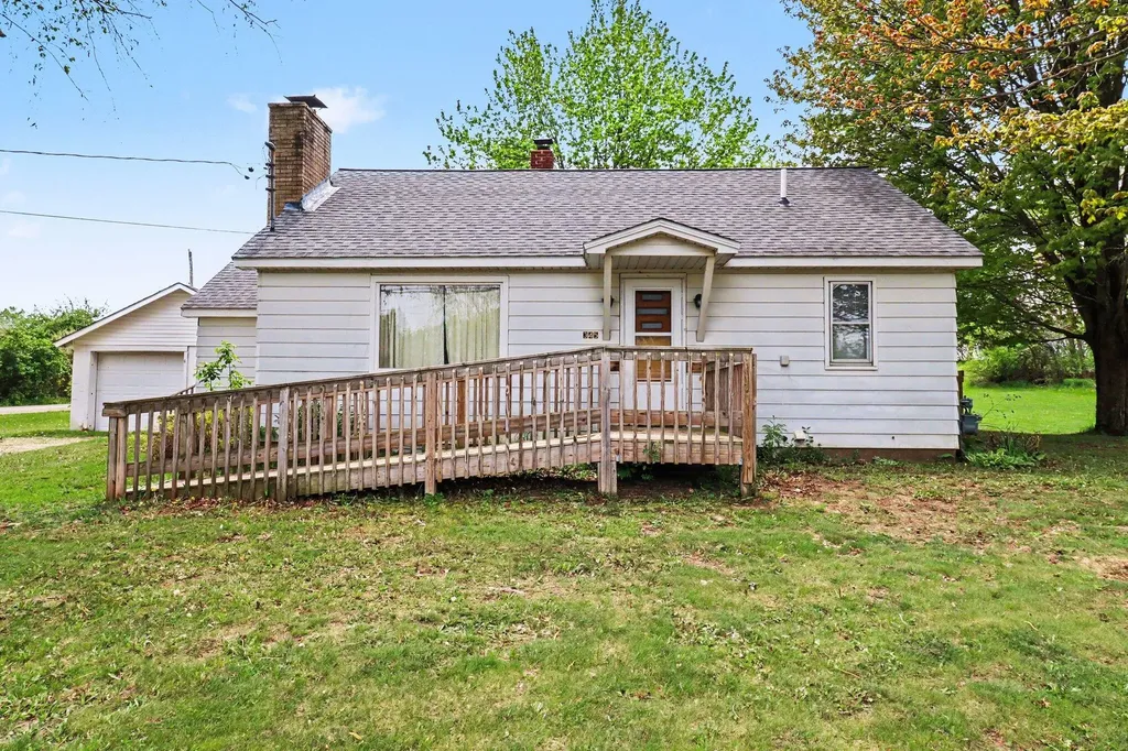 345 W Church Avenue Reed City City MI 49677