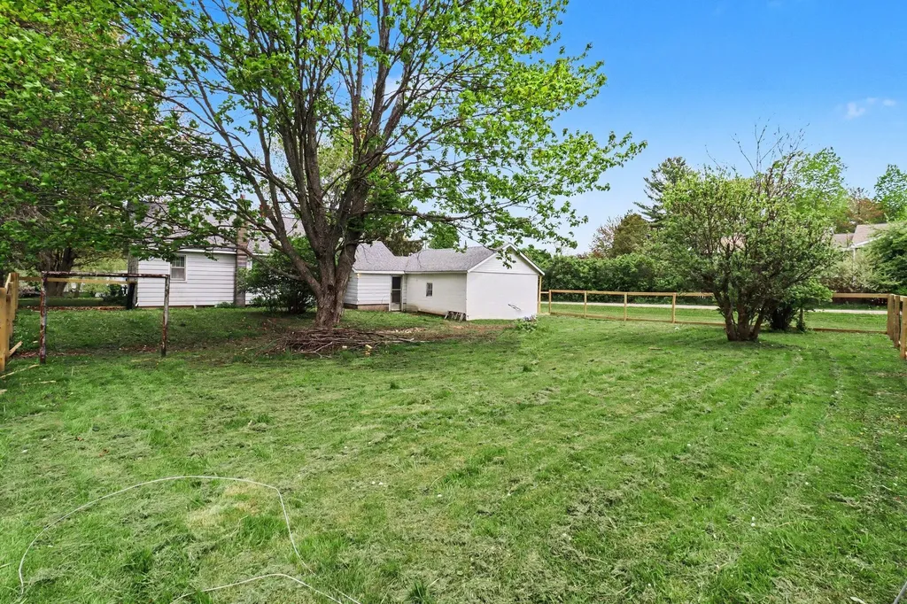 345 W Church Avenue Reed City City MI 49677