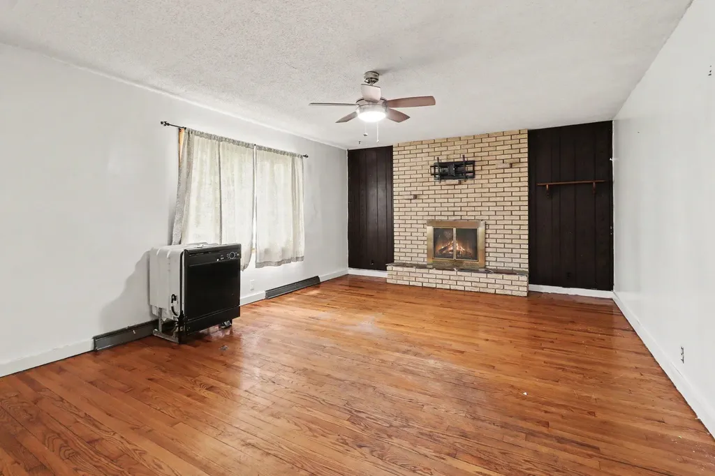 345 W Church Avenue Reed City City MI 49677
