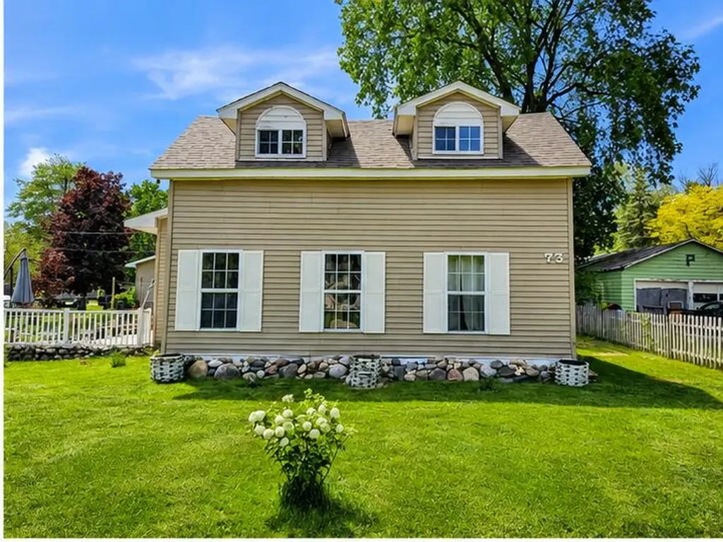 73 N State Street Hesperia Village MI 49421