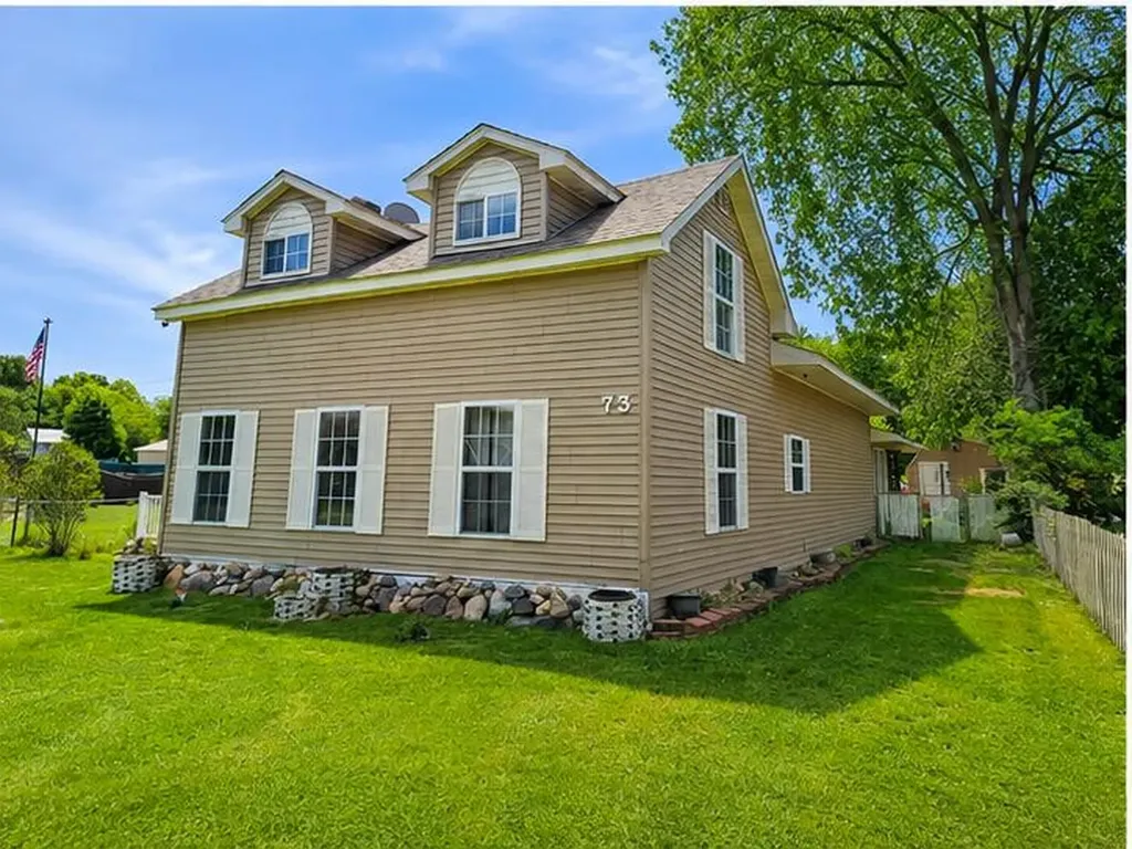 73 N State Street Hesperia Village MI 49421