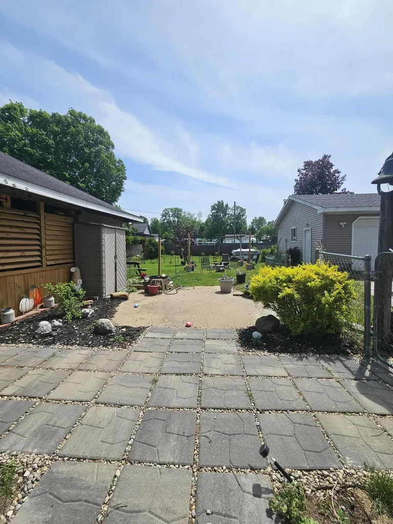 73 N State Street Hesperia Village MI 49421