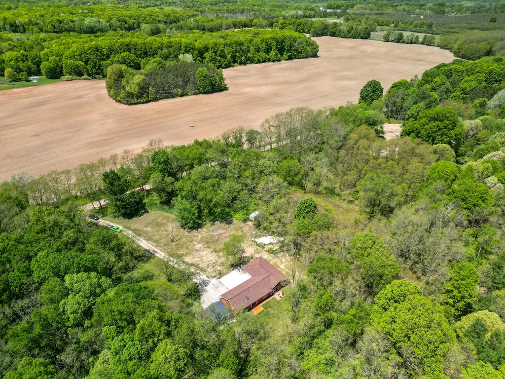 2538 S Van Wagoner Avenue Denver Township MI 49421