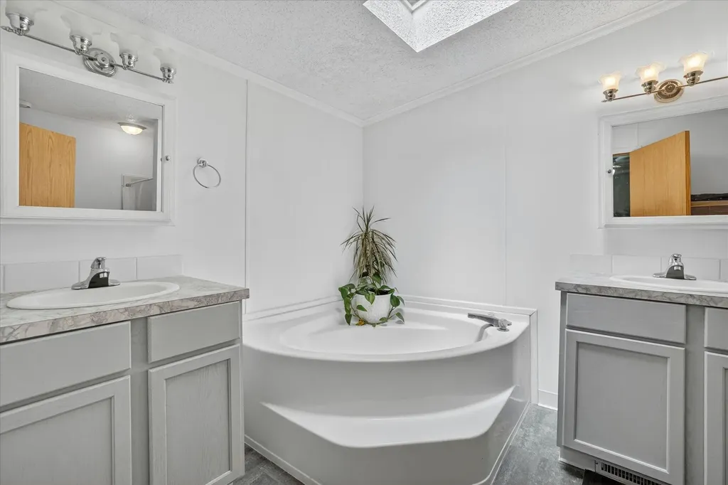 8653 Cochise Drive Winfield Township MI 49329