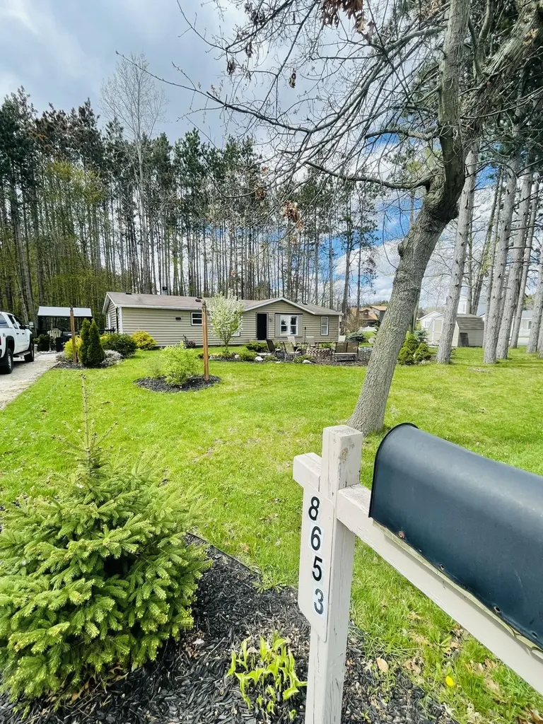 8653 Cochise Drive Winfield Township MI 49329