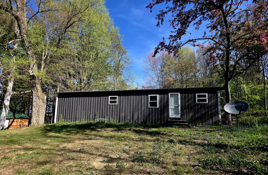 2787 E Baseline Road Everett Township MI 49349