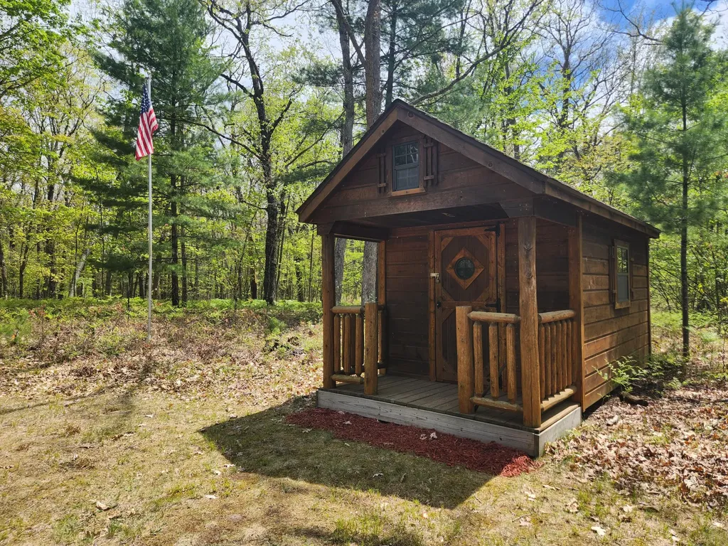 7296 E 40th Street Pinora Township MI 49623