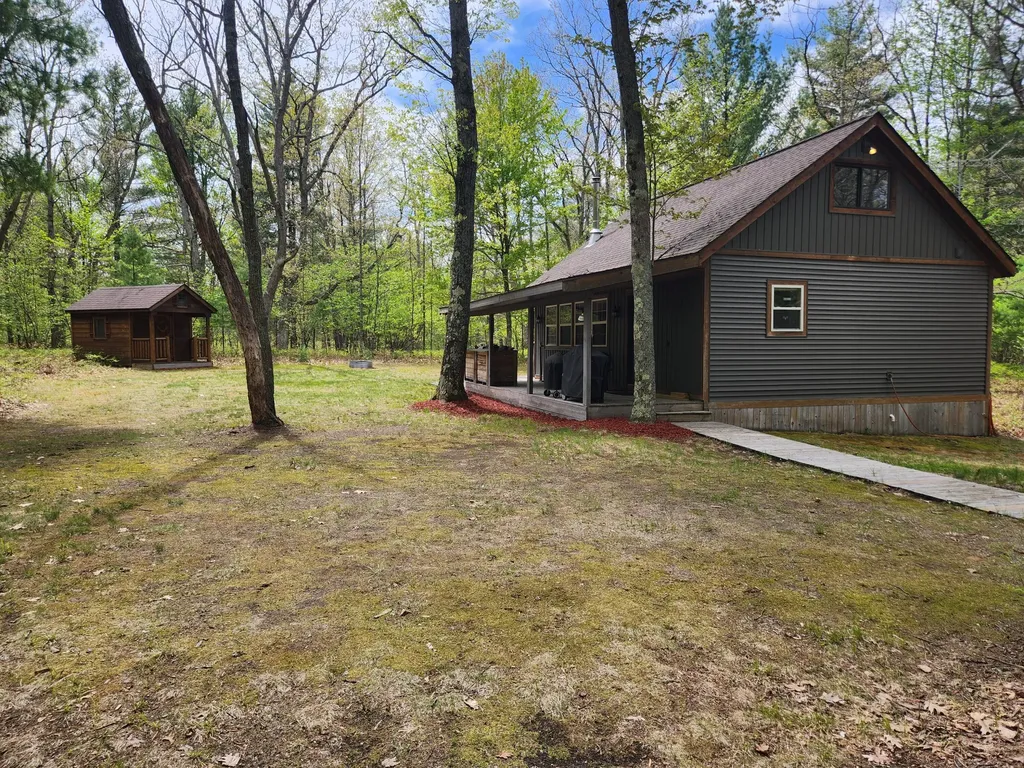 7296 E 40th Street Pinora Township MI 49623