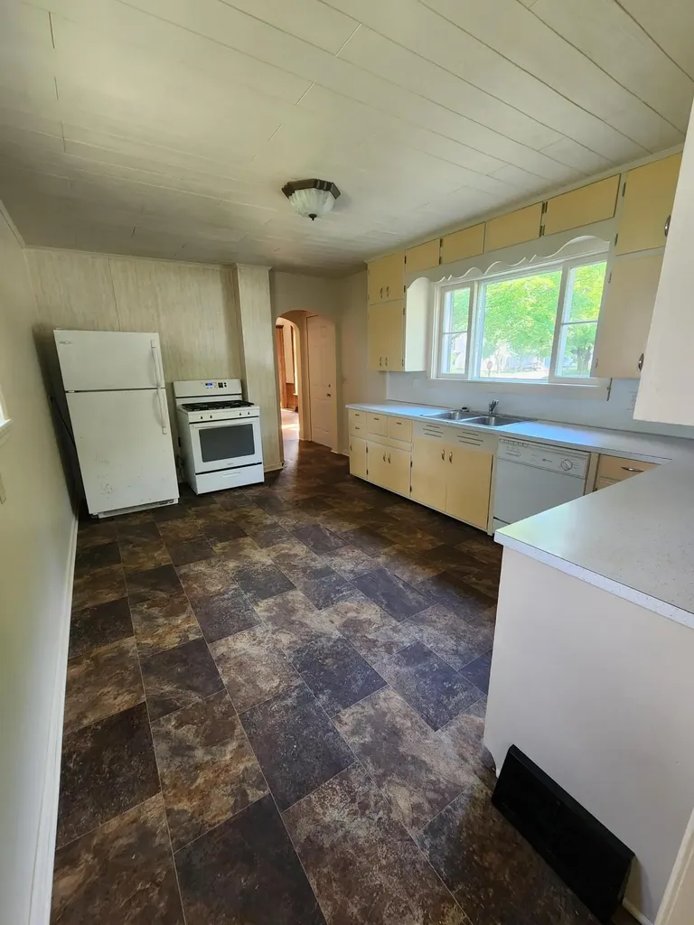 330 S Stewart Avenue Big Rapids City MI 49307