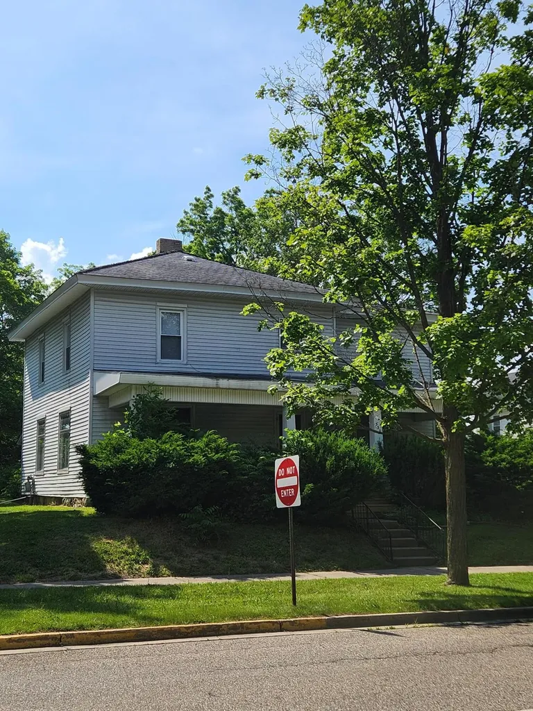 330 S Stewart Avenue Big Rapids City MI 49307