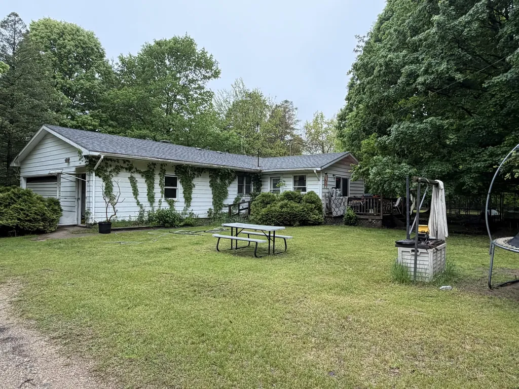 6242 Hawley Highway Otisco Township MI 48809