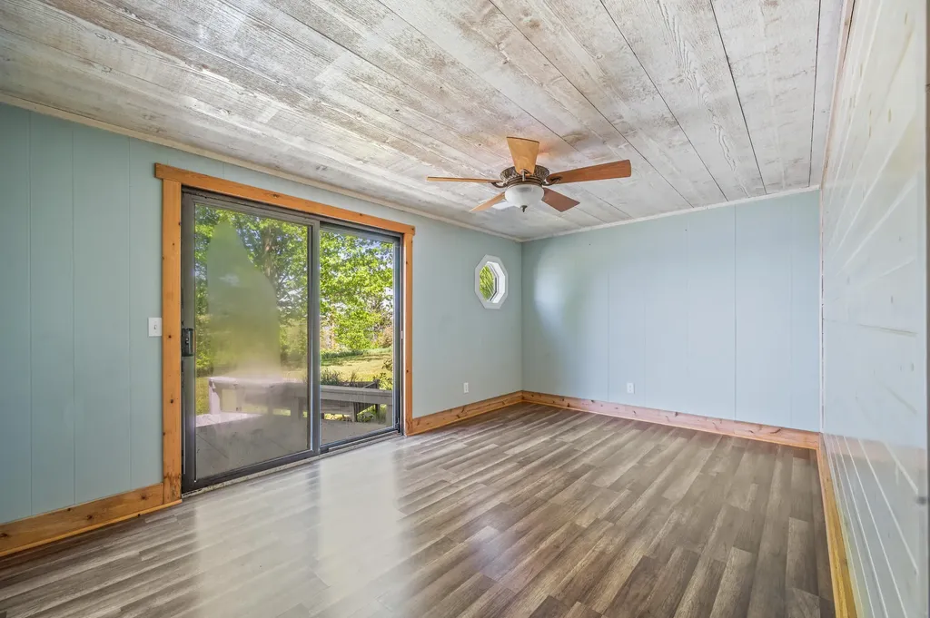 19454 E Chippewa Lake Drive Chippewa Township MI 49320