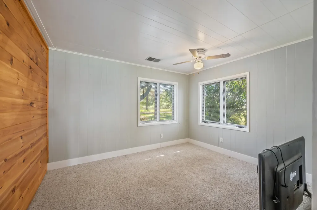19454 E Chippewa Lake Drive Chippewa Township MI 49320