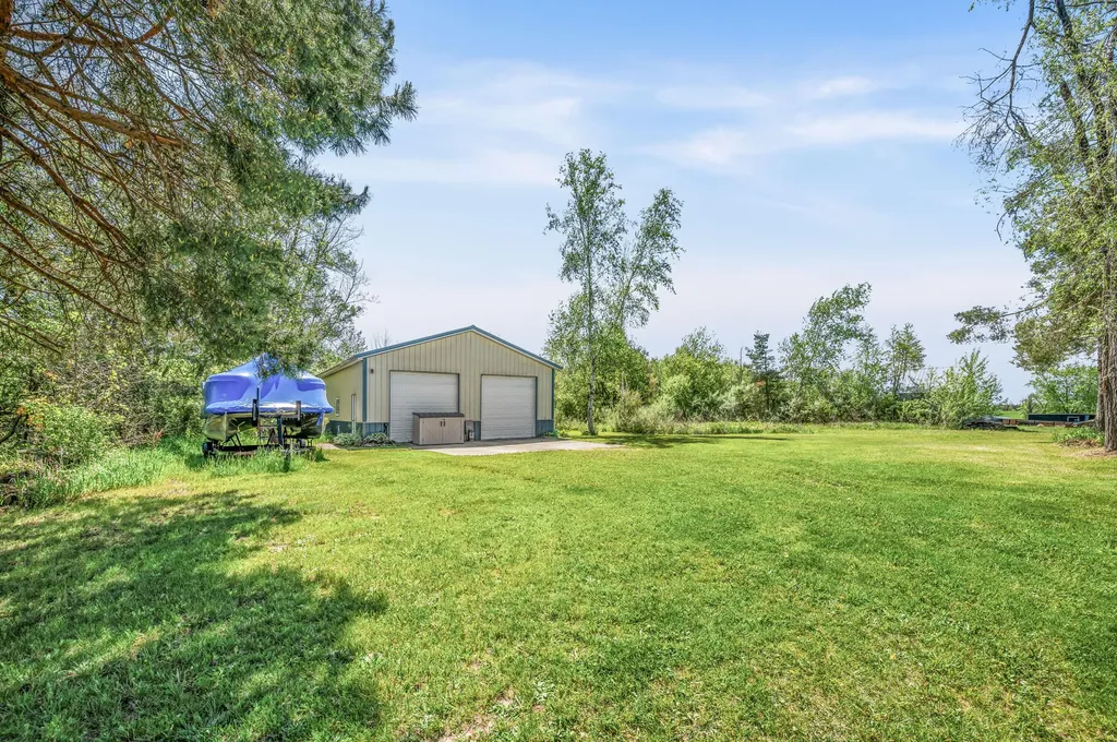 19454 E Chippewa Lake Drive Chippewa Township MI 49320