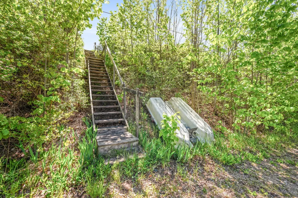 19454 E Chippewa Lake Drive Chippewa Township MI 49320