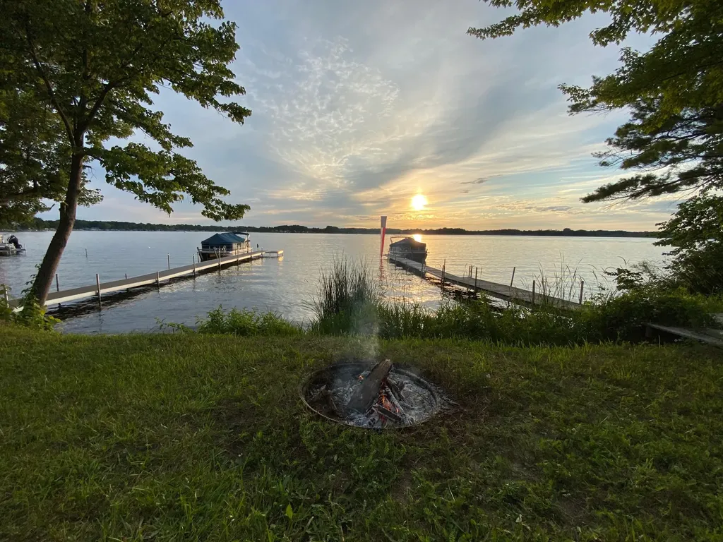 19454 E Chippewa Lake Drive Chippewa Township MI 49320