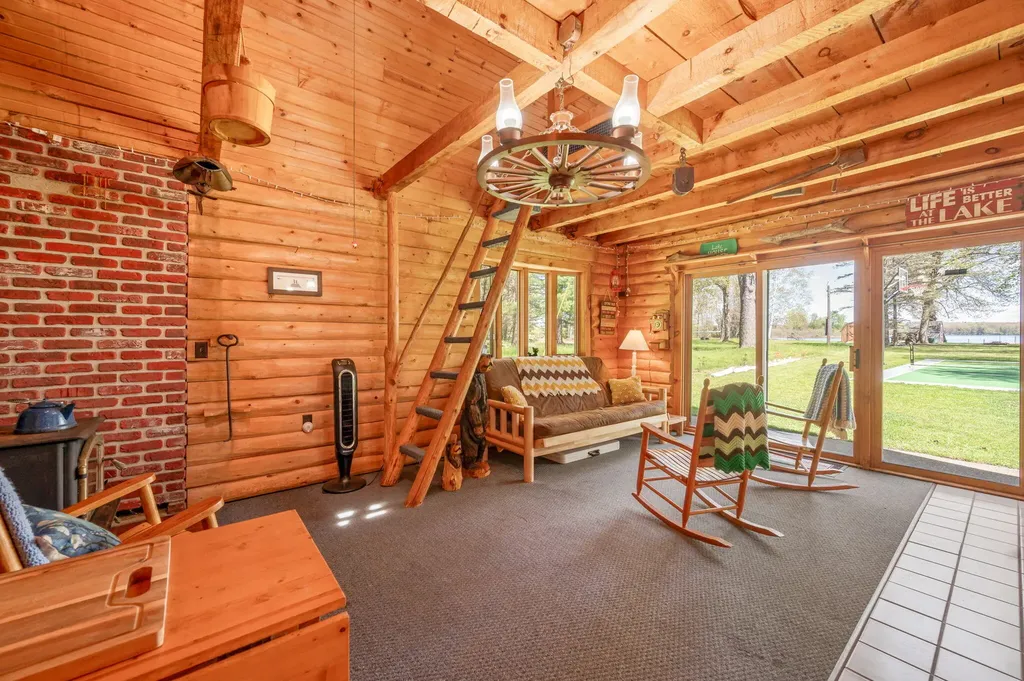 2850 W Winona Drive Peacock Township MI 49304