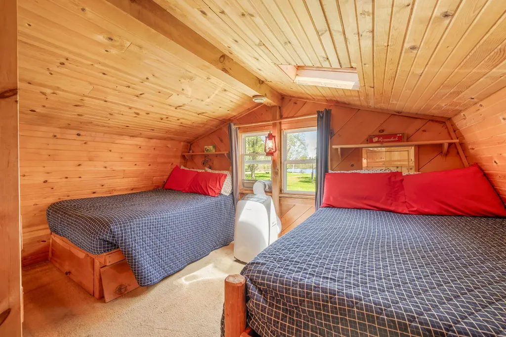 2850 W Winona Drive Peacock Township MI 49304