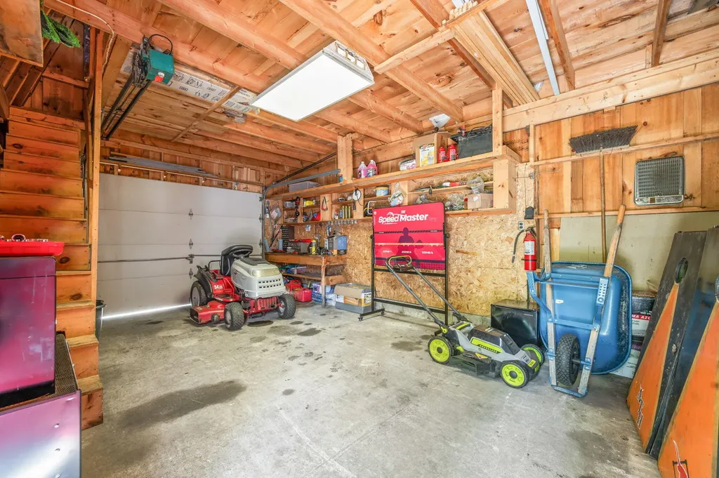 2850 W Winona Drive Peacock Township MI 49304